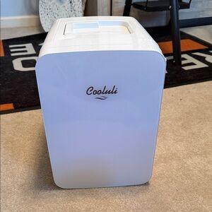 Cooluli White Mini Fridge